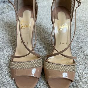 Christian Louboutin Beige heels